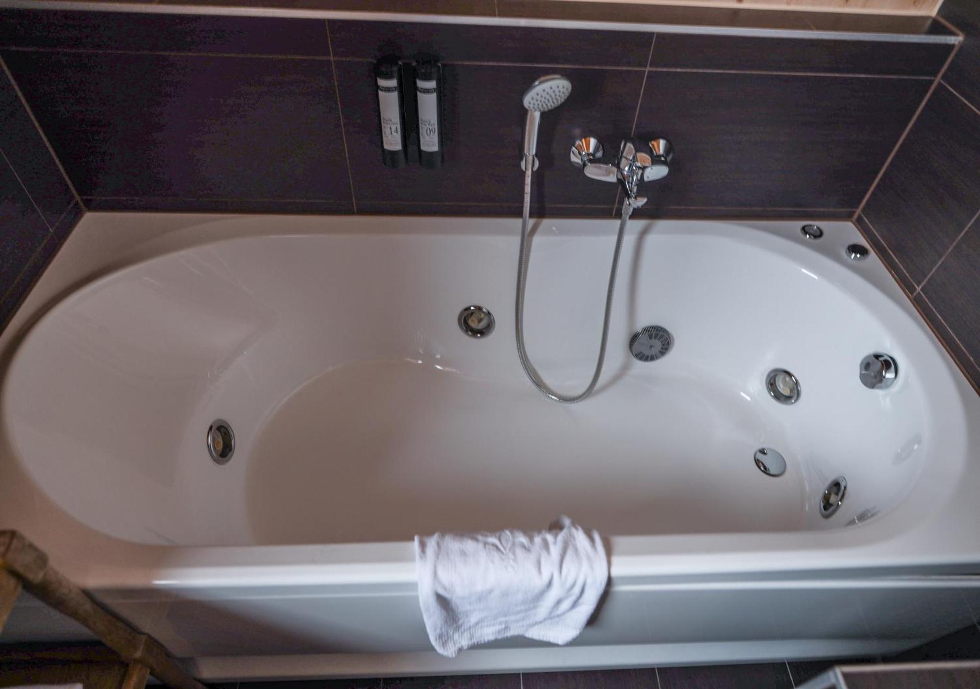 1A Chalet "Wolke" Wandern, Grillen, Wellness Im Traumhaus Wolfsberg Zewnętrze zdjęcie